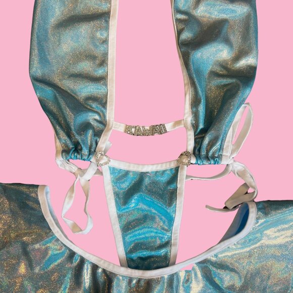 Shay Kawaii Bad Bunny Slingshot Set w/ Arm Sleeves Liquid Turquoise C Cup Small - Picture 3 of 6